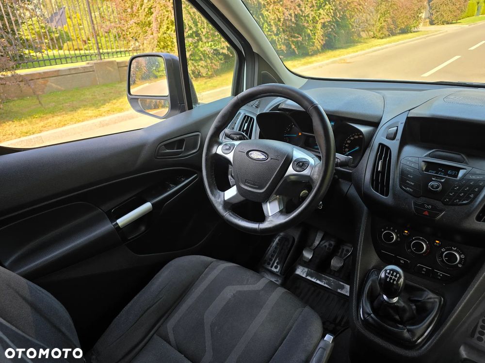 Ford Tourneo Connect 1.0 EcoBoost Titanium - 28