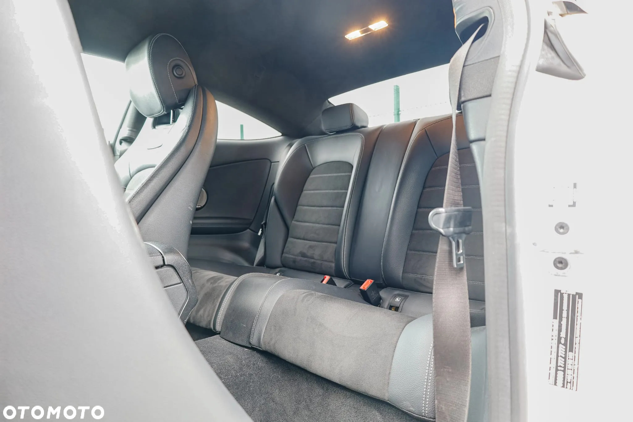 Mercedes-Benz Klasa C 200 9G-TRONIC - 13