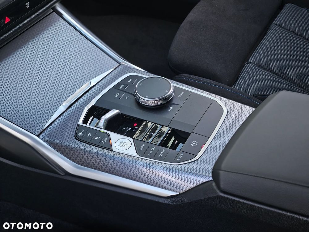 BMW Seria 3 - 26