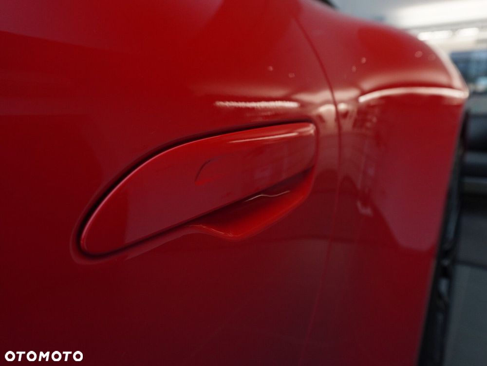 Porsche 911 Carrera - 9