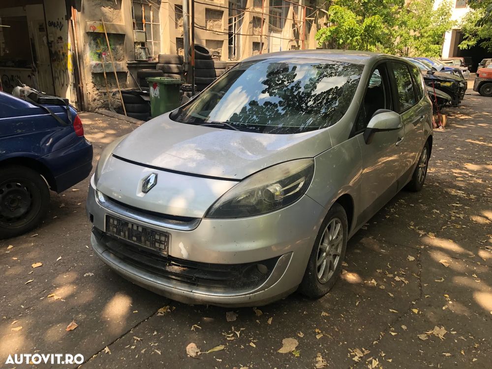 Capota fata motor Renault Scenic 2012 gri argintiu - 1