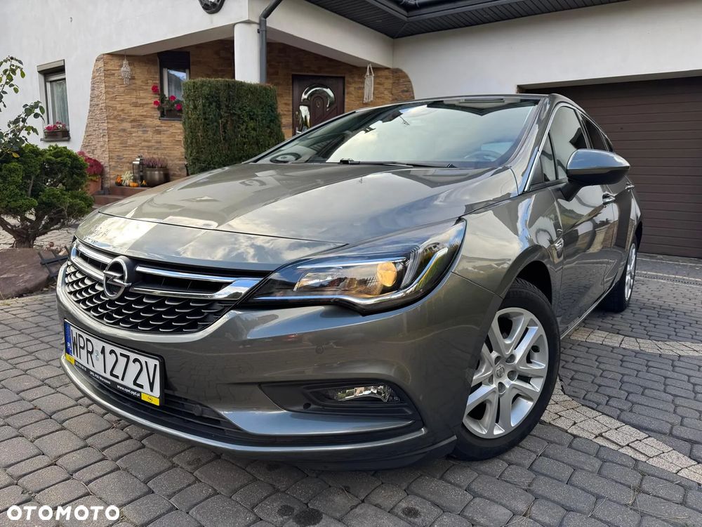 Opel Astra - 1