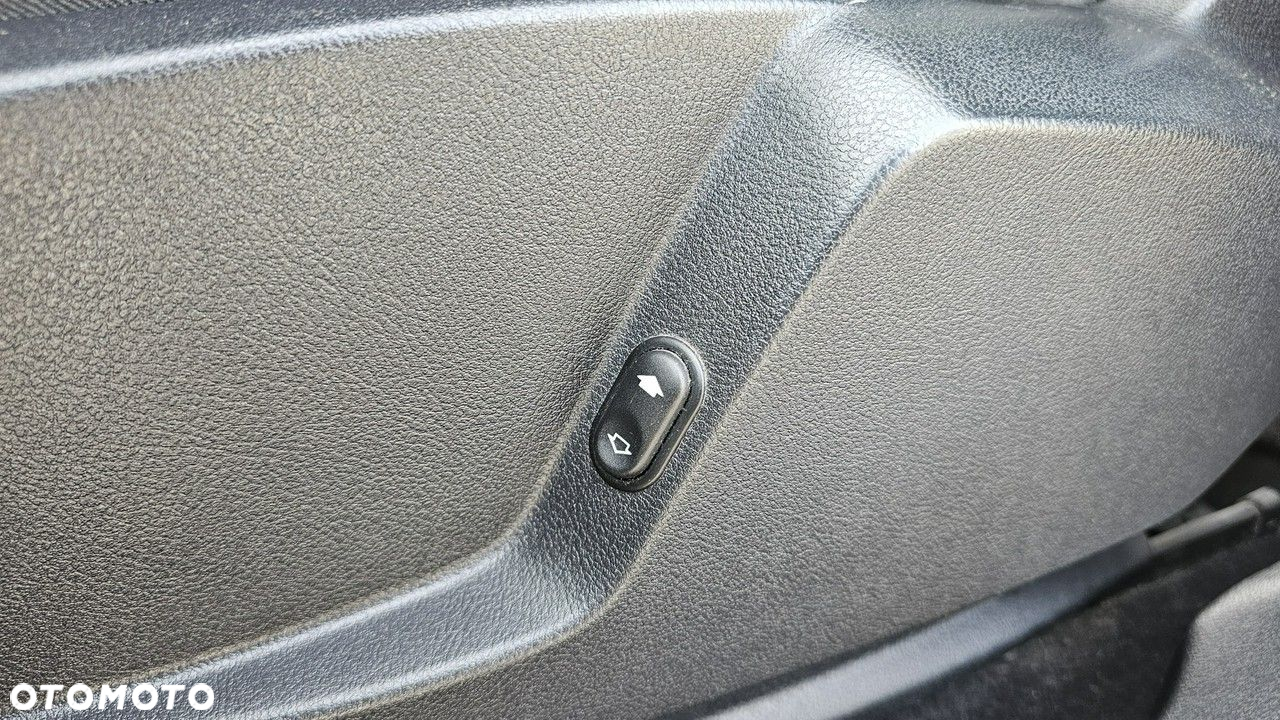 Ford S-Max - 29