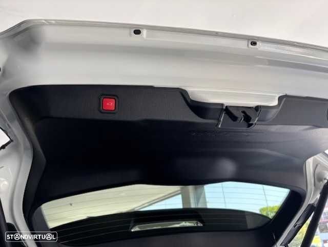 Jeep Avenger 1.2 e-Hybrid Altitude DCT - 26