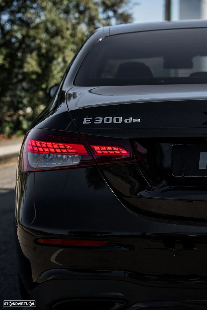 Mercedes-Benz E 300 de AMG Line - 19