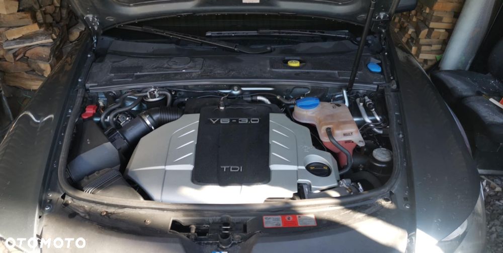 Audi A6 Allroad - 11