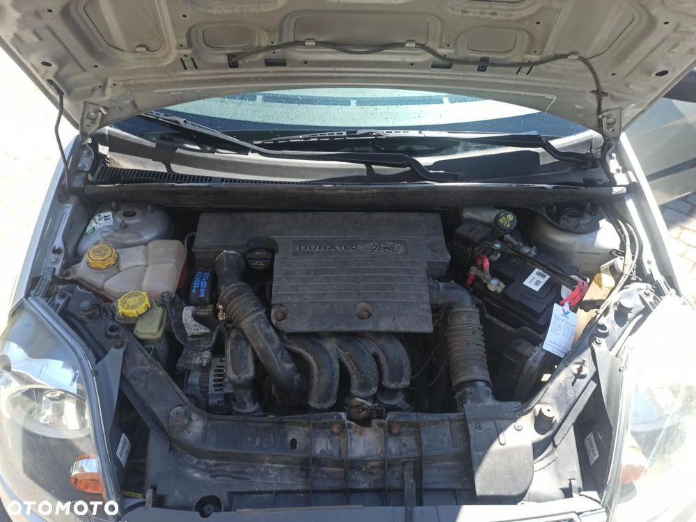 Ford Fiesta - 11