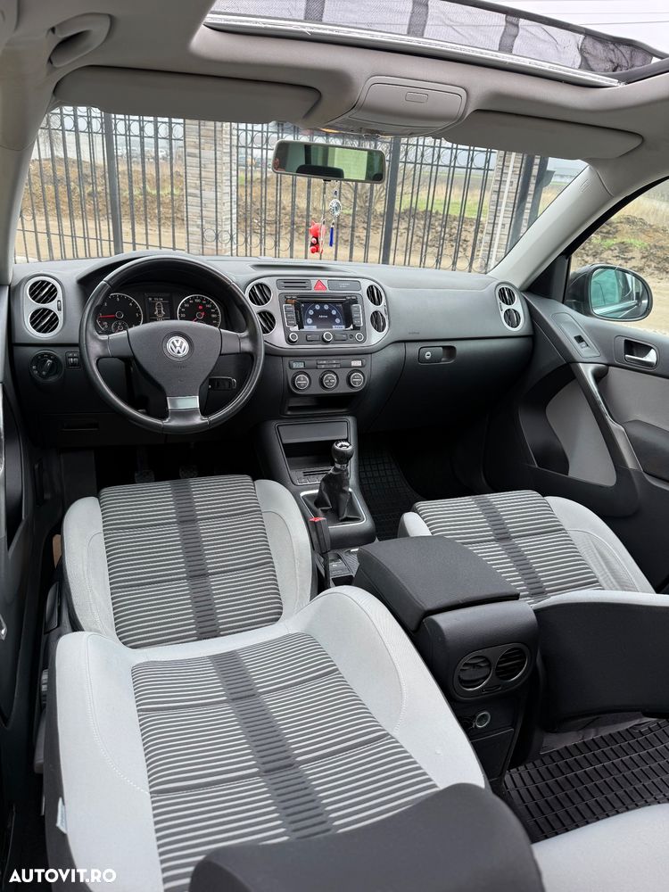 Volkswagen Tiguan 2.0 TDI DPF 4Motion Sport & Style - 9