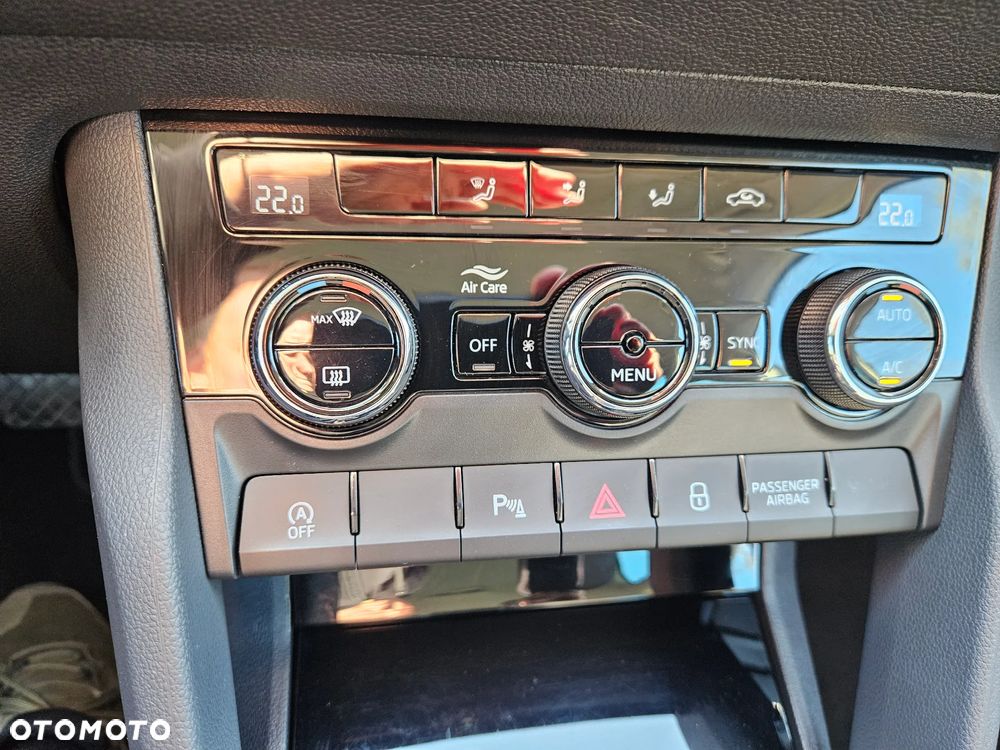 Skoda Karoq 1.5 TSI DSG Tour - 22