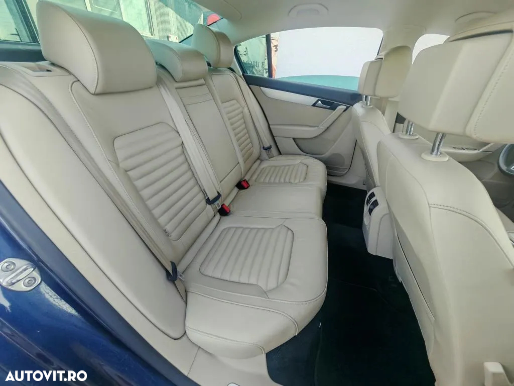 Volkswagen Passat - 14