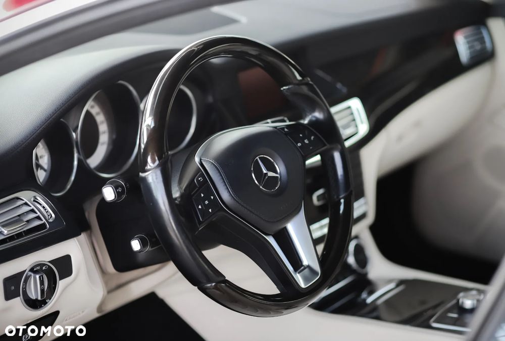 Mercedes-Benz CLS 350 CDI 4-Matic BlueEff - 18