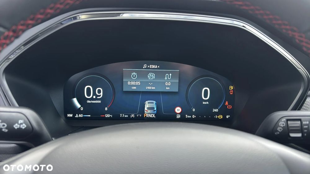 Ford Kuga 1.5 EcoBoost FWD ST-Line X - 14