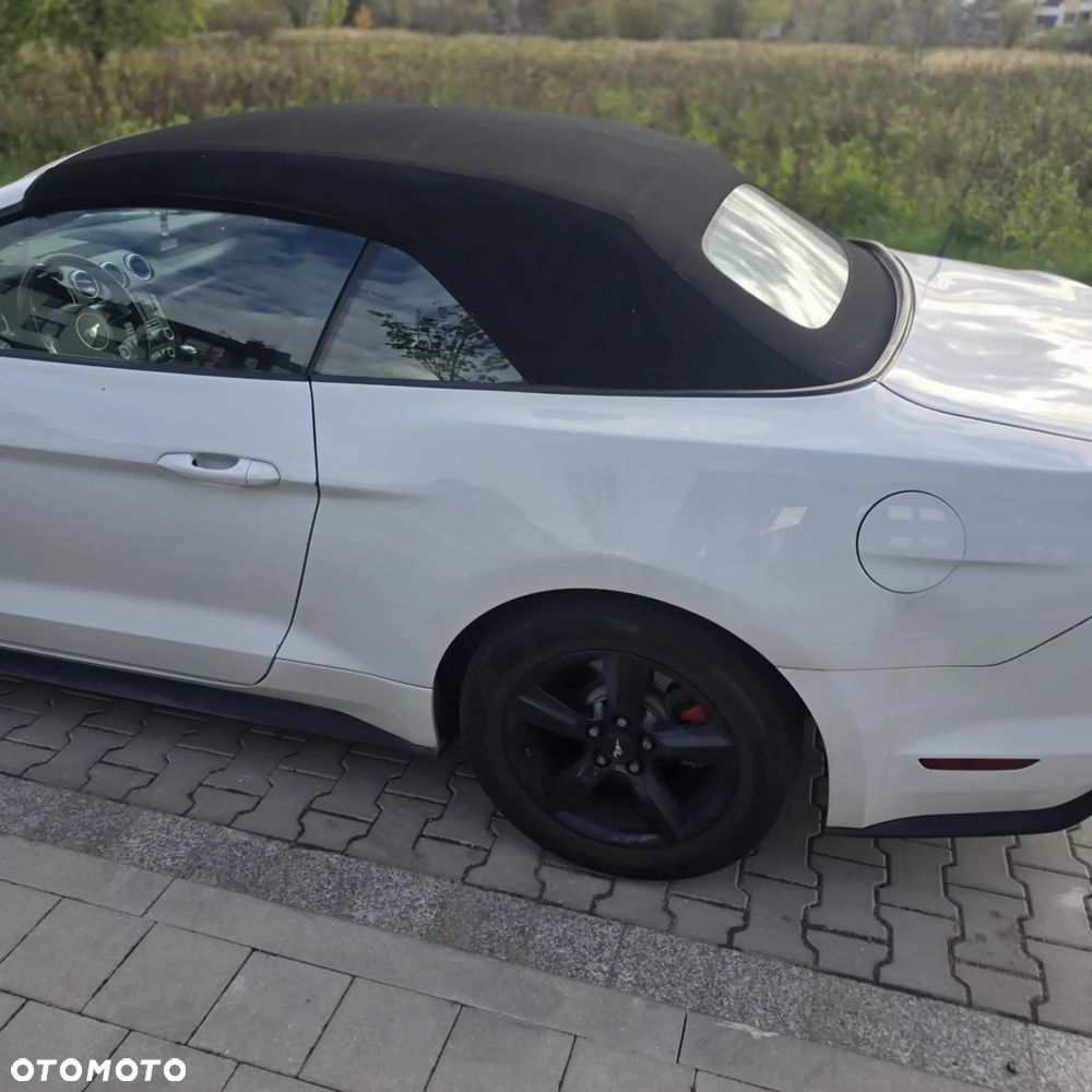 Ford Mustang 3.7 V6 - 5