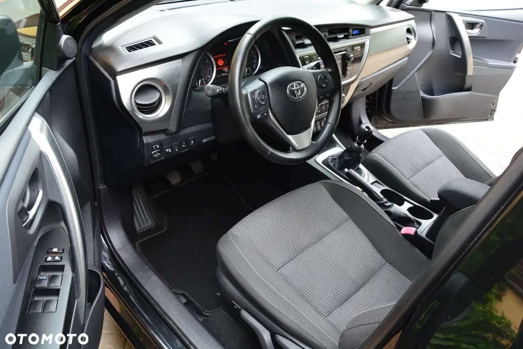 Toyota Auris 1.6 Valvematic Comfort - 6