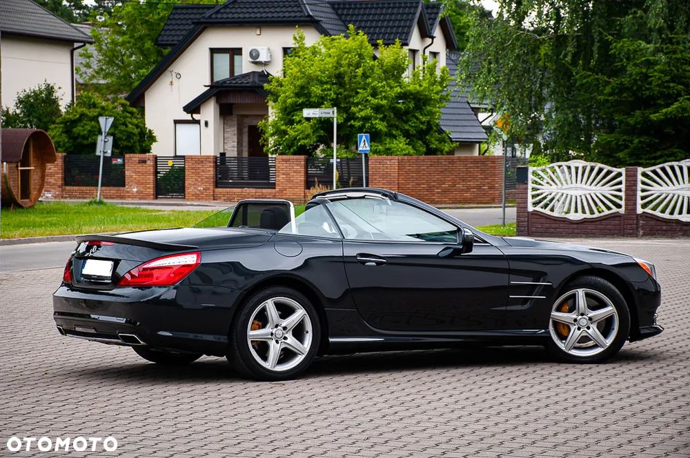 Mercedes-Benz SL - 12