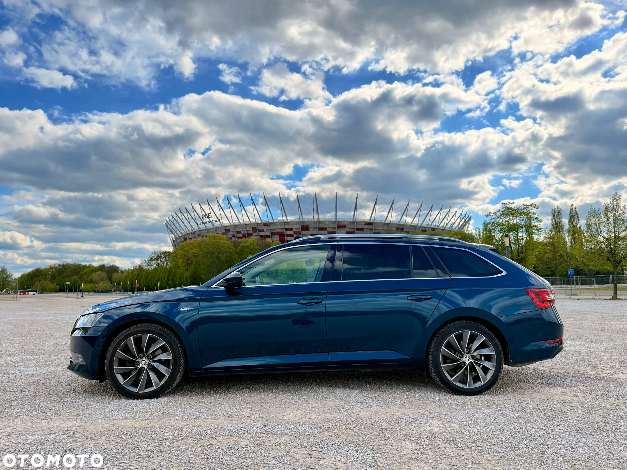 Skoda Superb 2.0 TDI 4x4 L&K DSG - 6