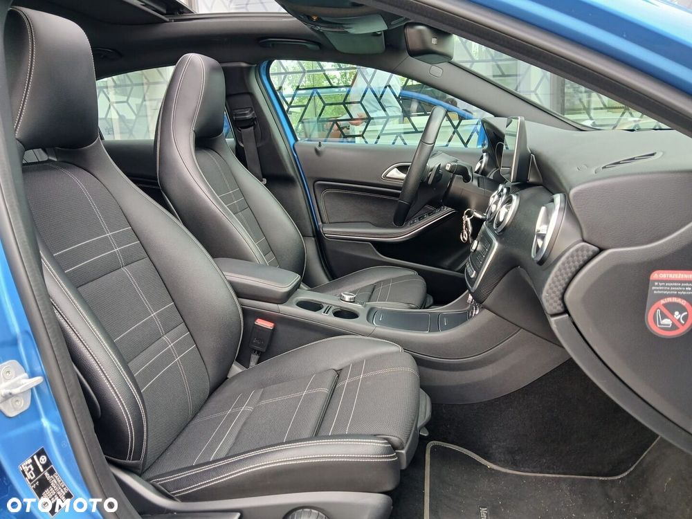 Mercedes-Benz Klasa A 200 7G-DCT - 26