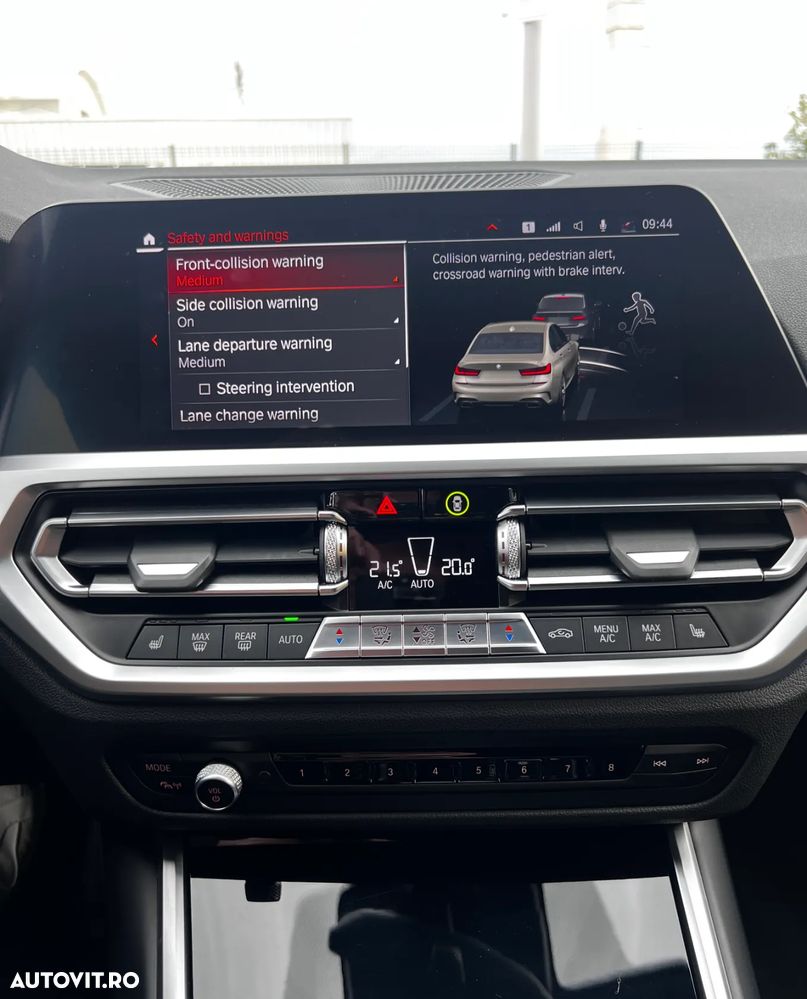 BMW M3 M340i xDrive AT MHEV - 17