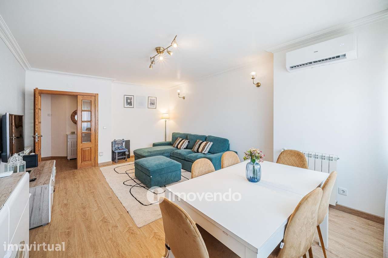 Apartamento T3 com estacionamento e cozinha equipada, em Tercena - Grande imagem: 5/46