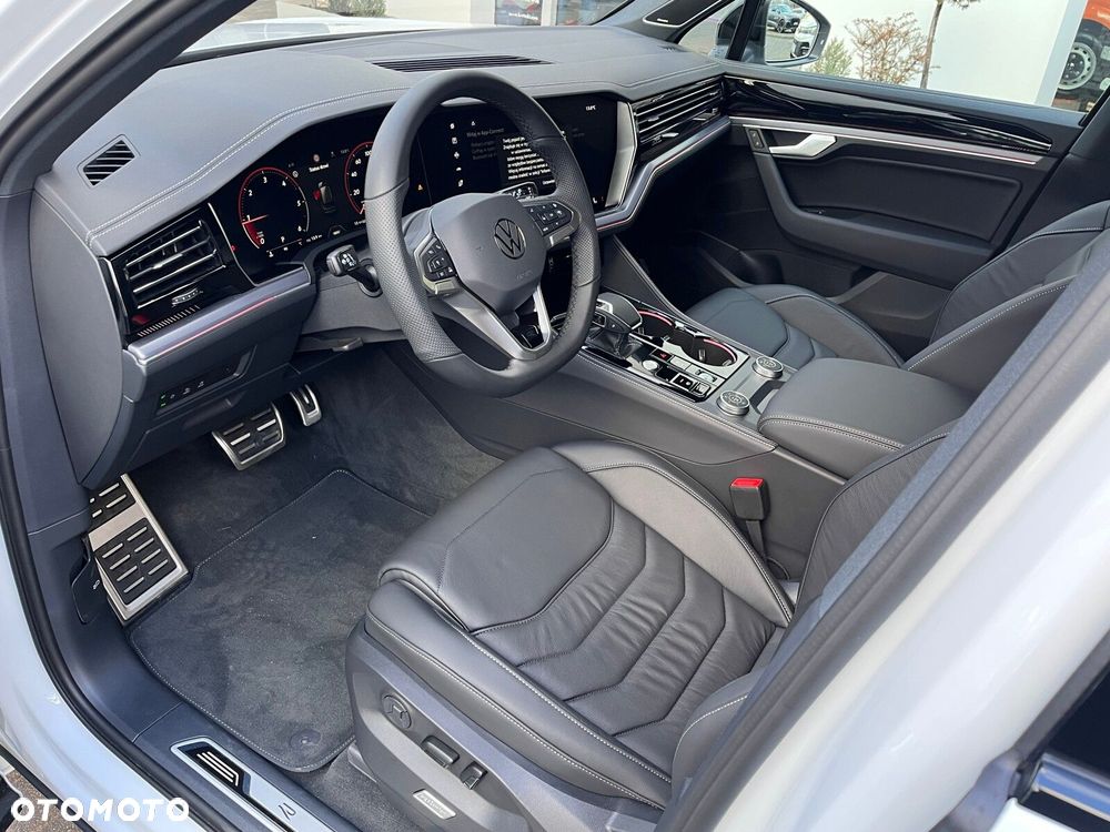 Volkswagen Touareg 3.0 V6 TDI 4Motion R-Line - 9