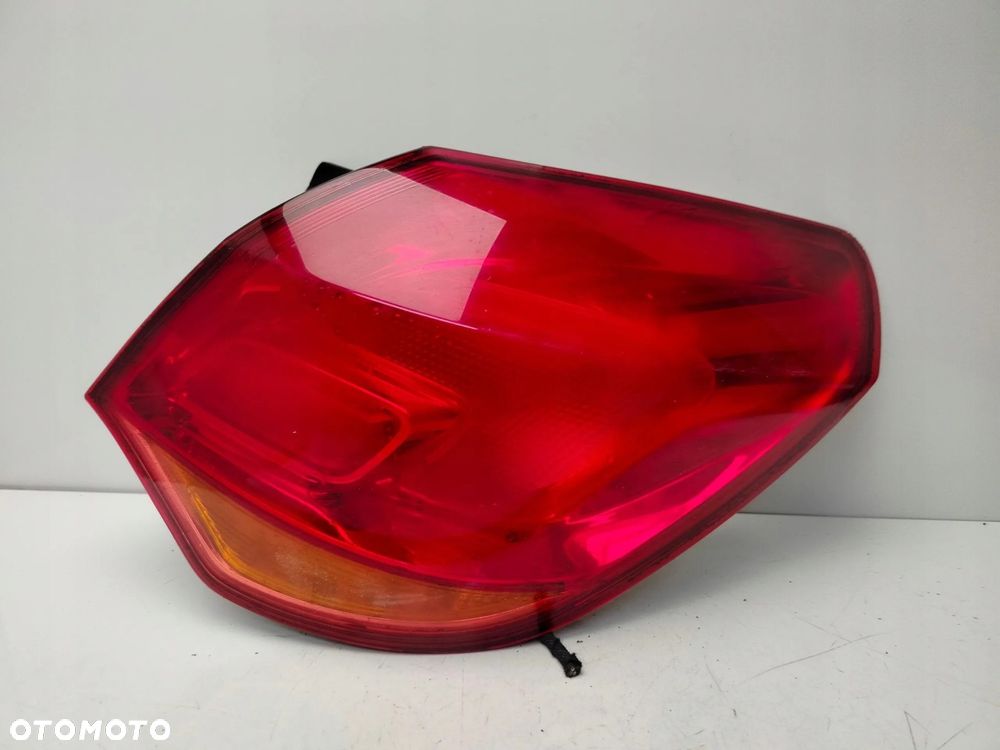 OPEL ASTRA J HB LAMPA PRAWY TYŁ PRAWA TYLNA