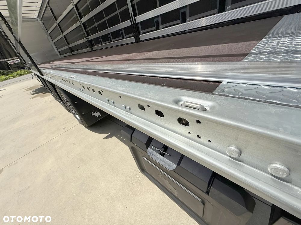 Schmitz Cargobull VARIOS + METALOWA SKRZYNIA - 15