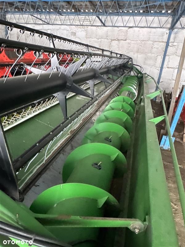 John Deere S690i - 9