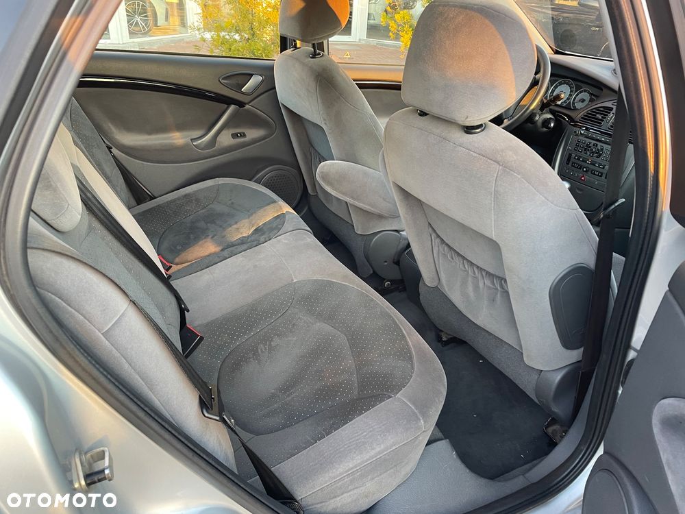 Citroën C5 2.0 HDi Exclusive - 10