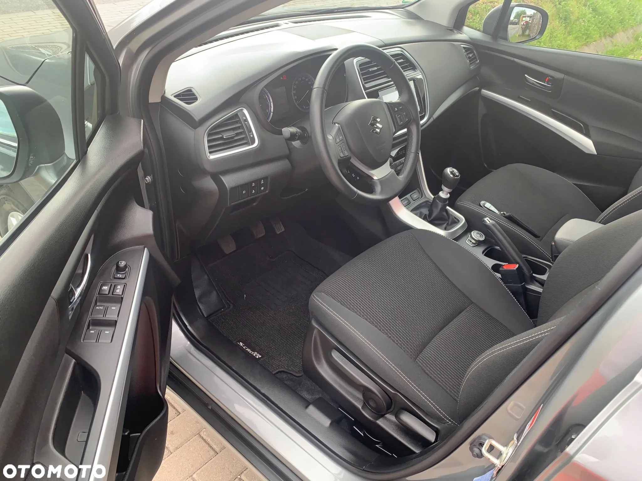 Suzuki SX4 S-Cross 1.4 Boosterjet Hybrid ALLGRIP Comfort+ - 14