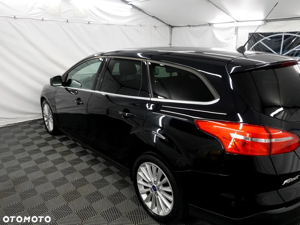 Ford Focus 1.5 EcoBoost Titanium - 25