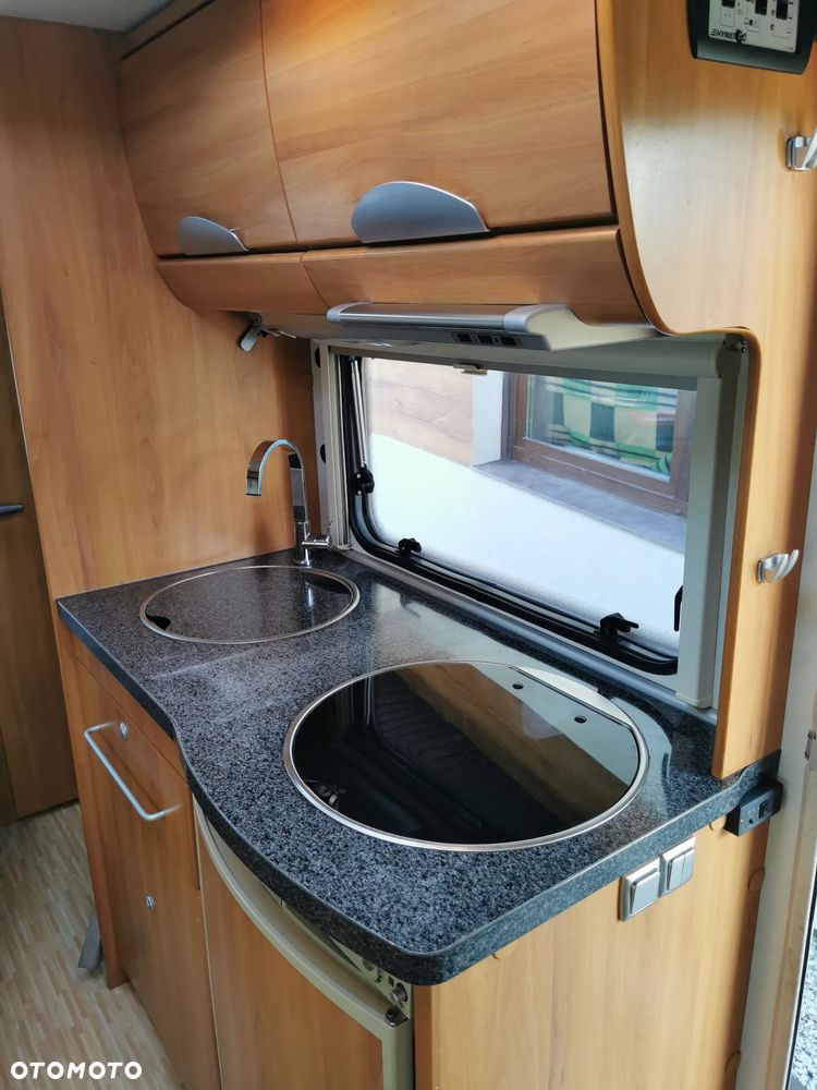 Hymer-Eriba Moving - 9