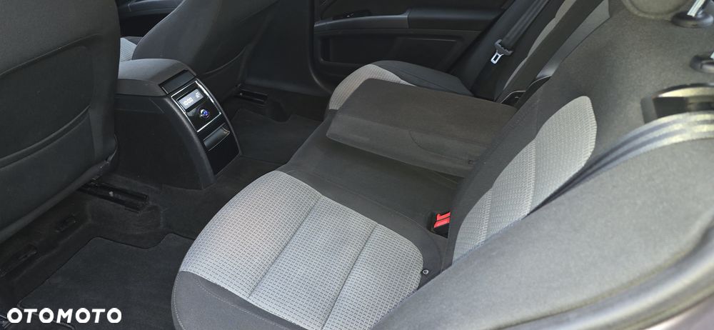 Skoda Superb 1.8 TSI Ambition - 18