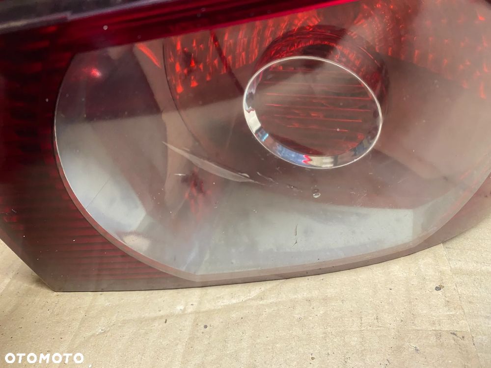 LAMPA TYLNA PRAWA VW TOURAN 1T0945096N 1T0945112K - 4