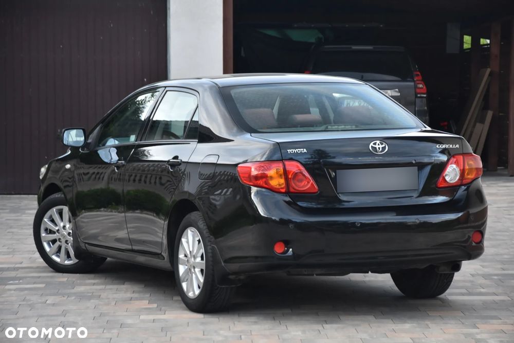 Toyota Corolla 1.6 Luna - 6