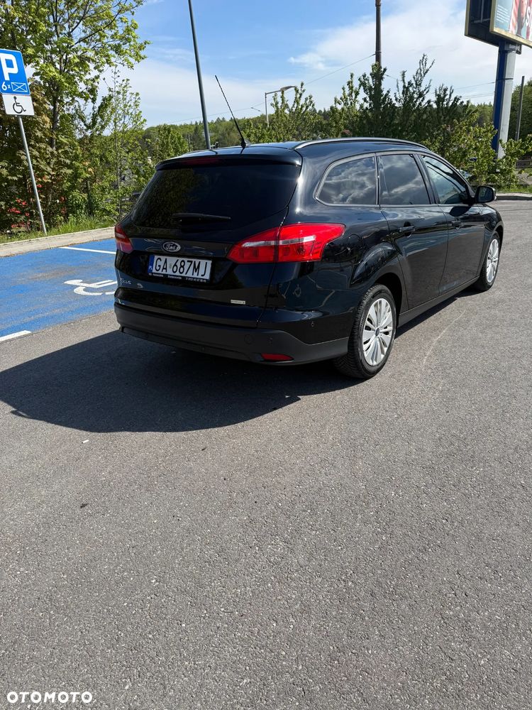 Ford Focus 1.0 EcoBoost Trend - 6