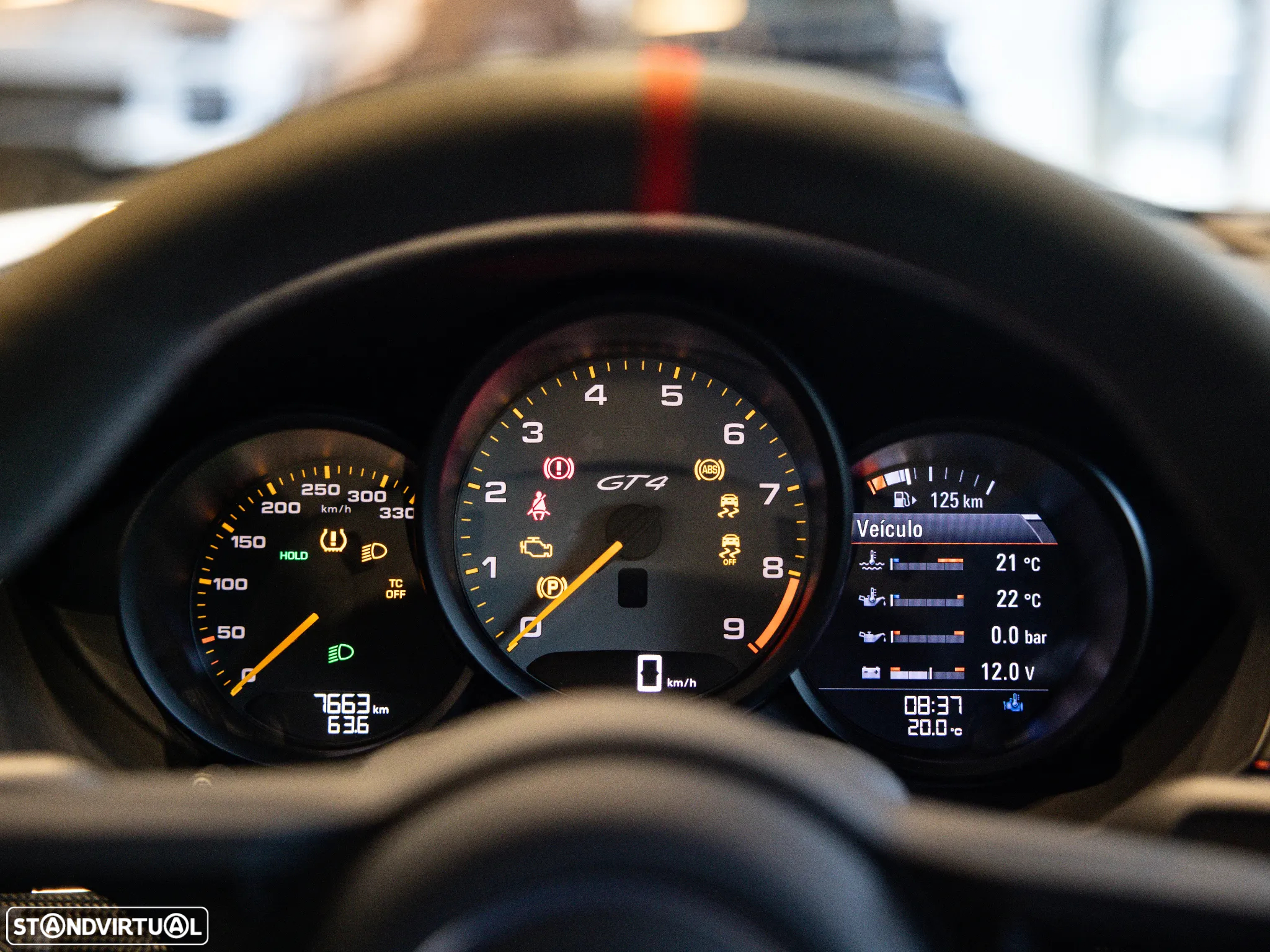 Porsche 718 Cayman GT4 - 33