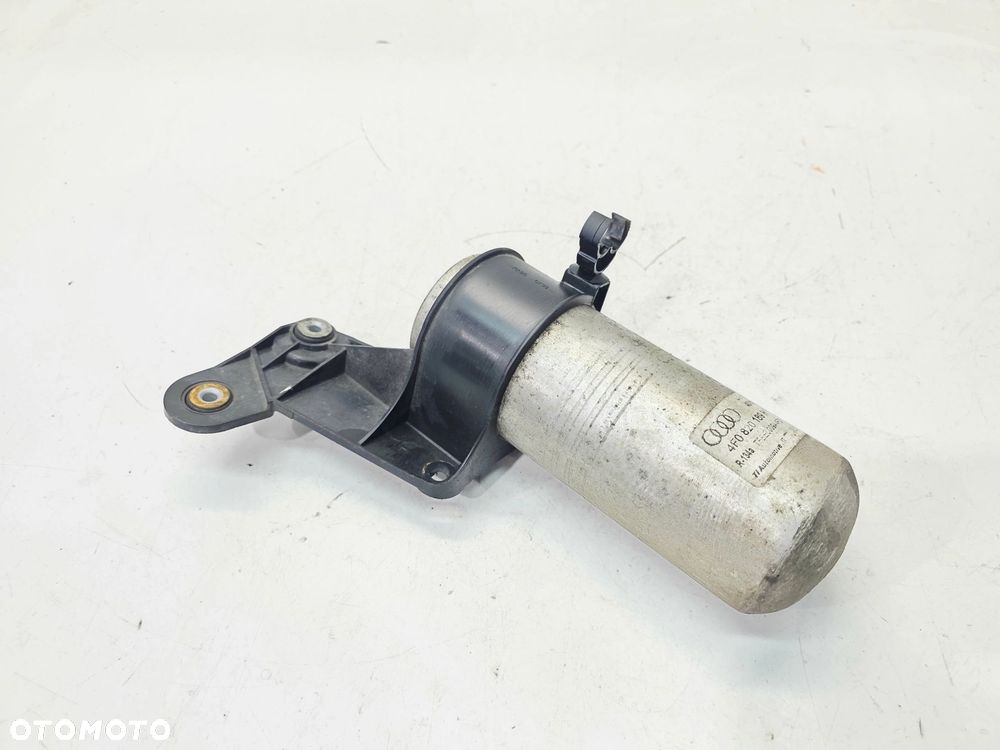 UCHWYT OSUSZACZ KLIMATYZACJI AUDI A6 C6 4F0820189H - 1