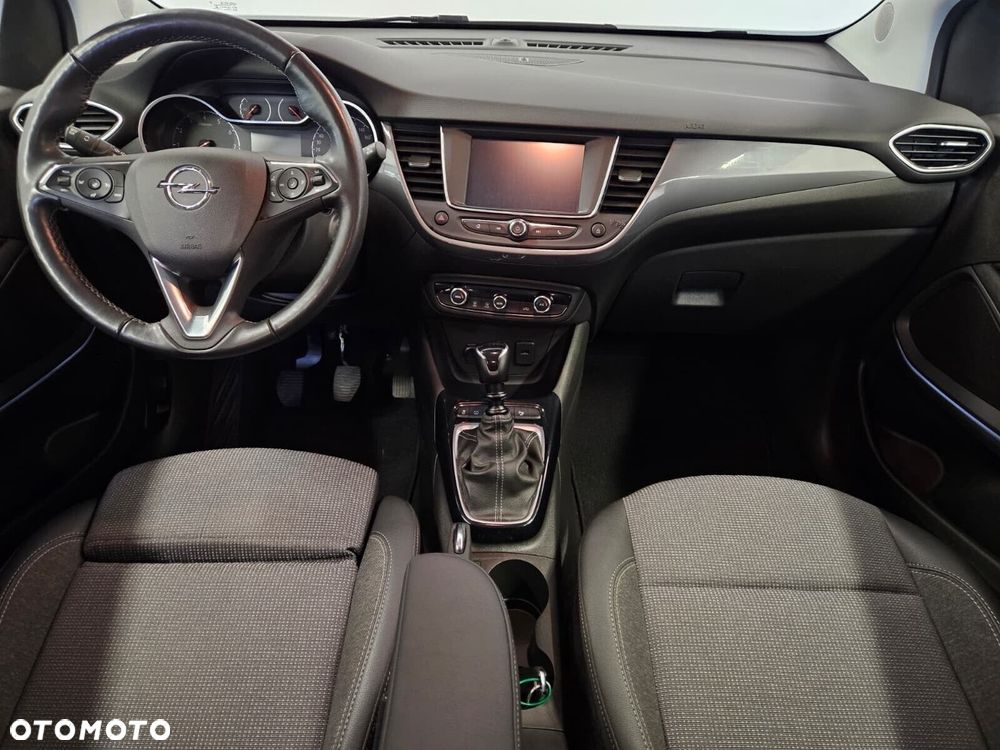 Opel Crossland X - 12