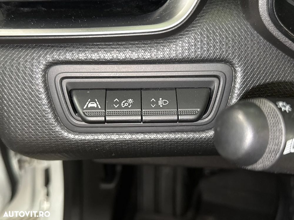 Renault Clio - 16