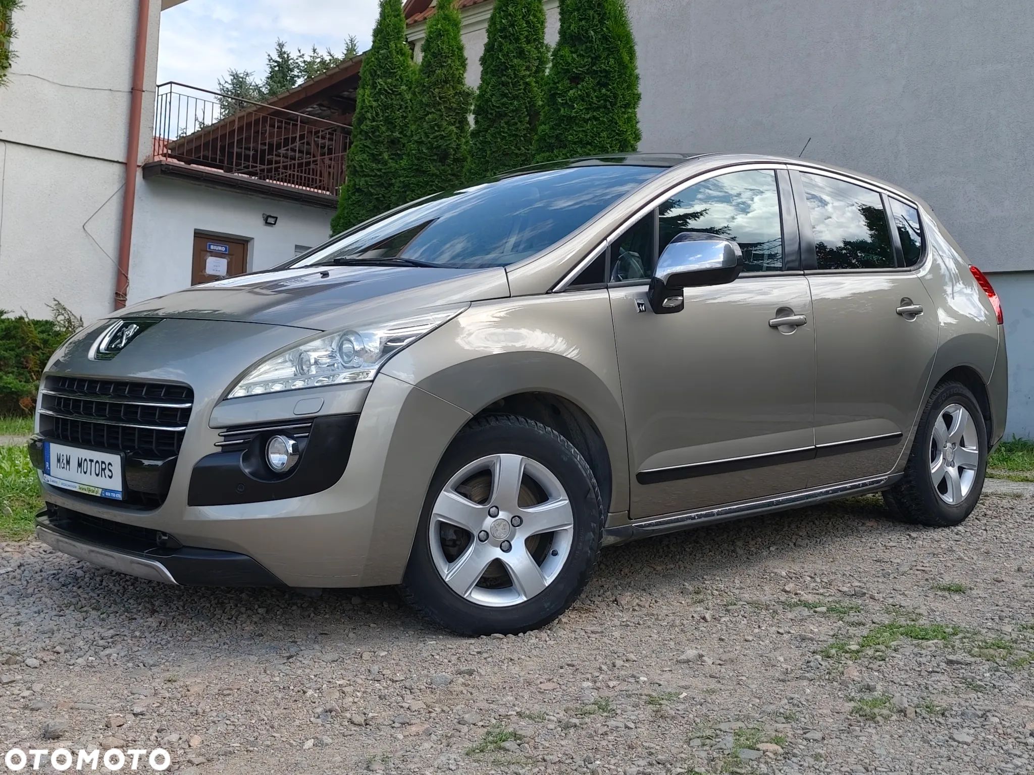Peugeot 3008 2.0 HYbrid4 - 1