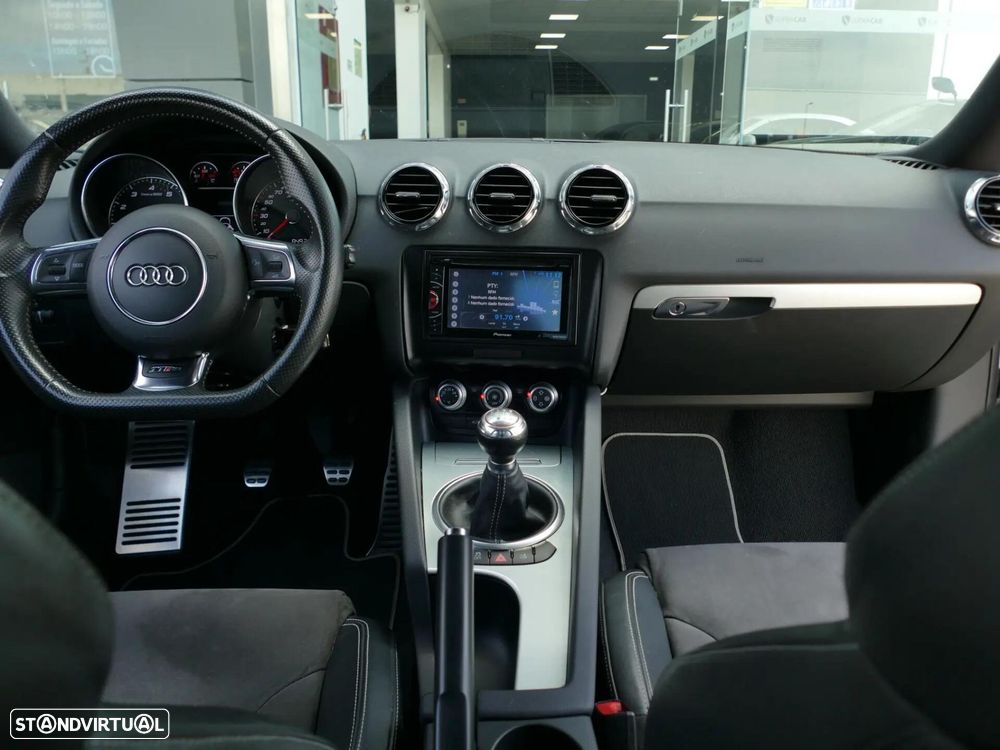 Audi TT RS Coupé - 40