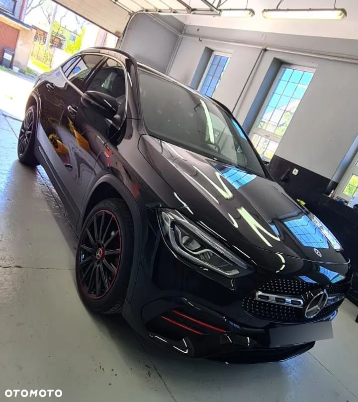 Mercedes-Benz GLA 200 7G-DCT Edition 1 - 5