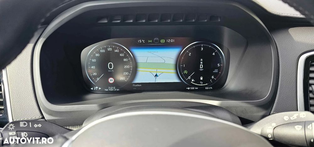 Volvo XC 90 B5 D AWD Ultimate Dark - 26