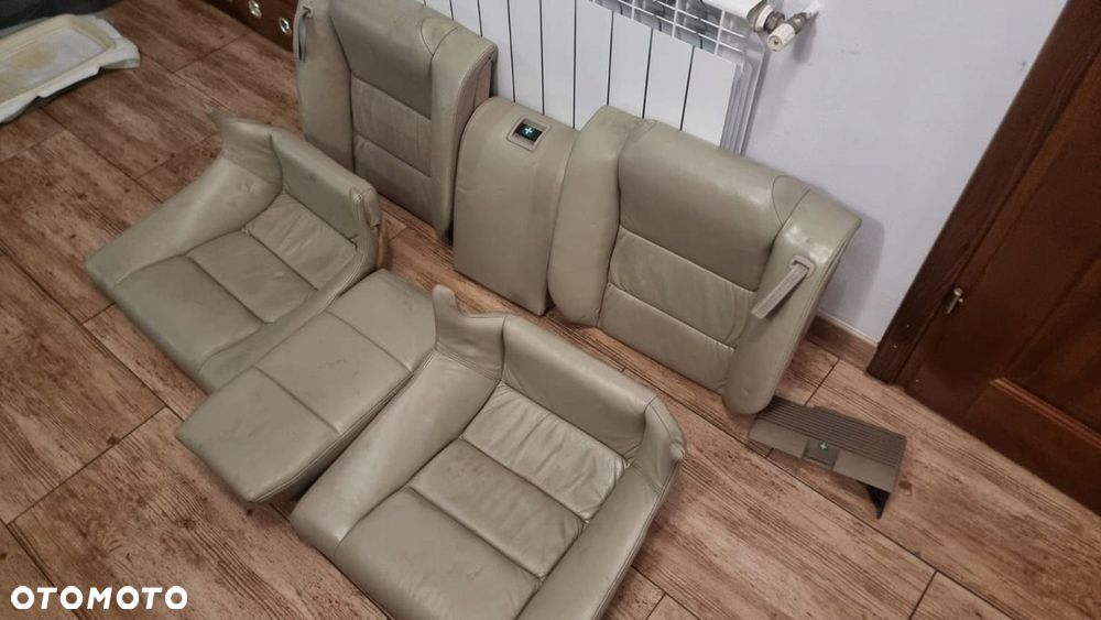 FOTEL FOTELE TYŁ WERSJA PO LIFTOWA BMW E31 840 850 - 2