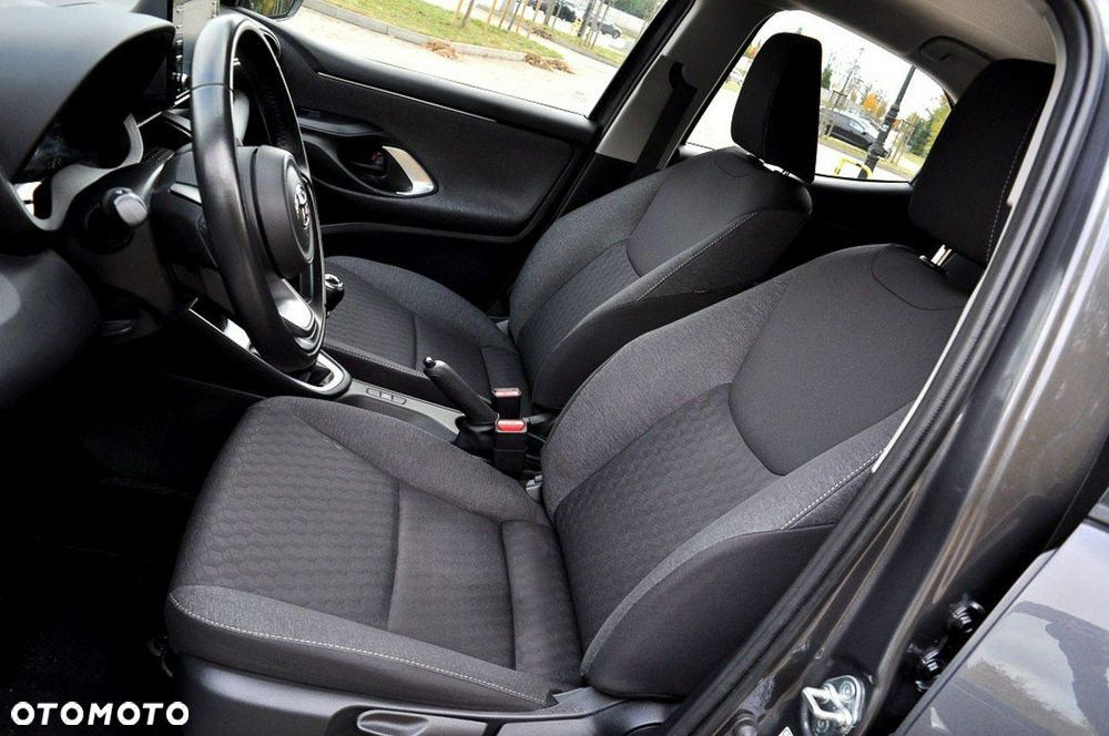 Toyota Yaris - 7