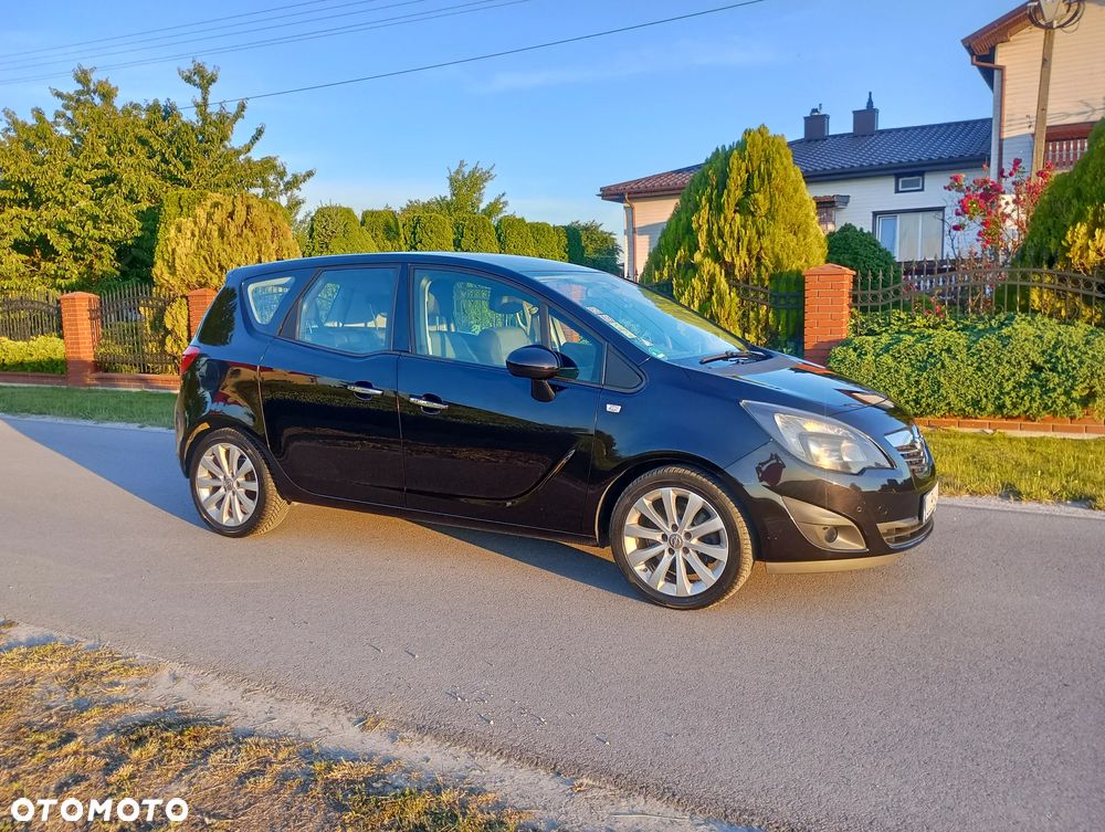 Opel Meriva 1.4 T Cosmo - 4