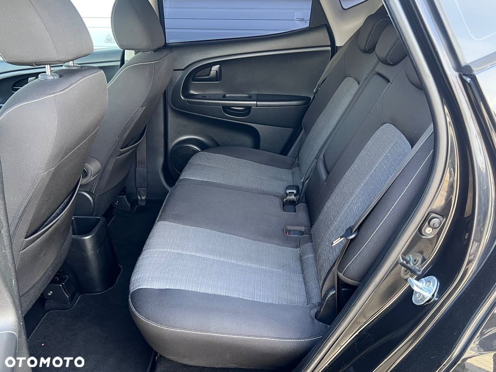 Kia Venga 1.4 CVVT Attract - 16