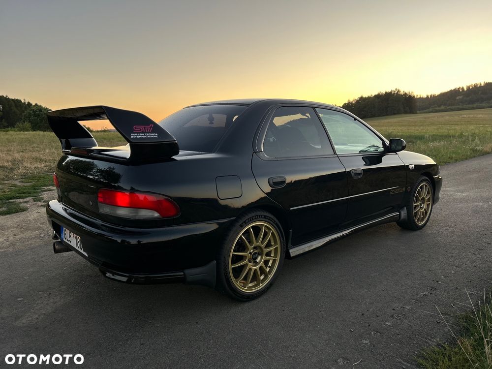 Subaru Impreza 2.0 GT - 3