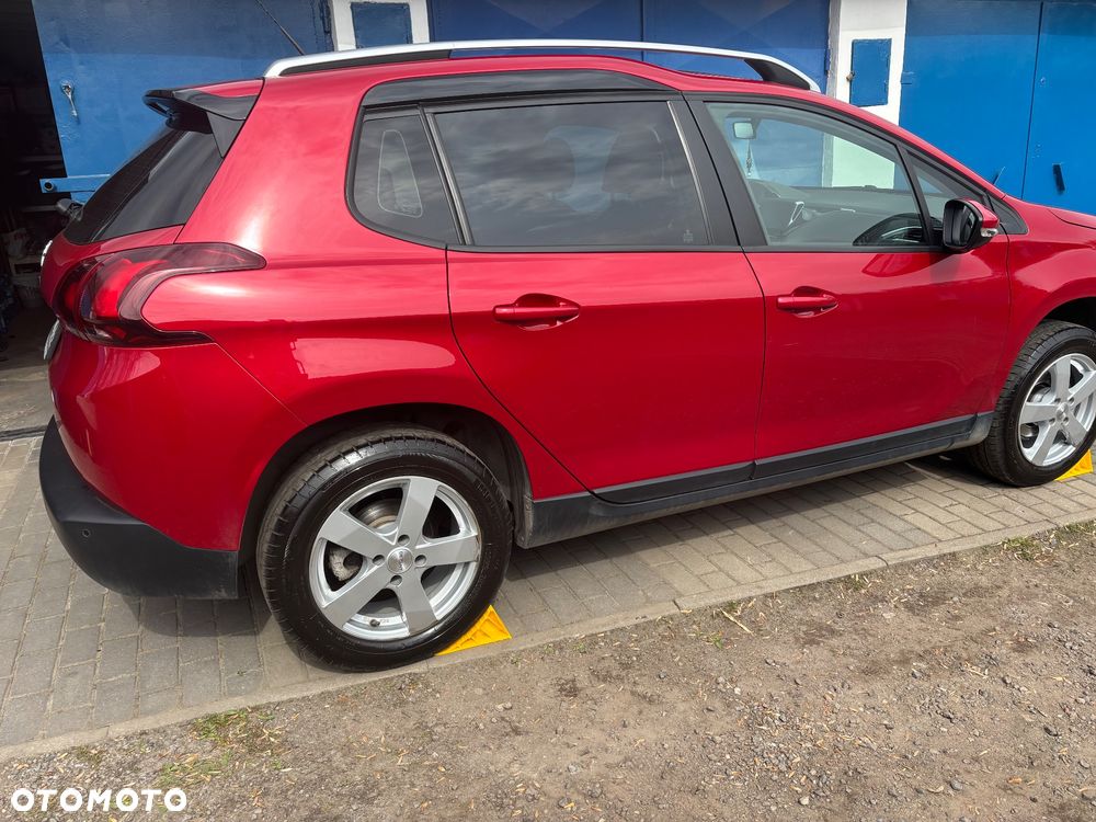 Peugeot 2008 - 6