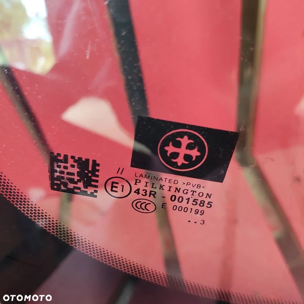 FORD FIESTA MK8  szyba przednia oryginal sensor ,kamera,grzana - 3